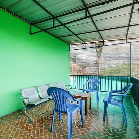 House 140 Hotel Baturetno Ngoại thất bức ảnh