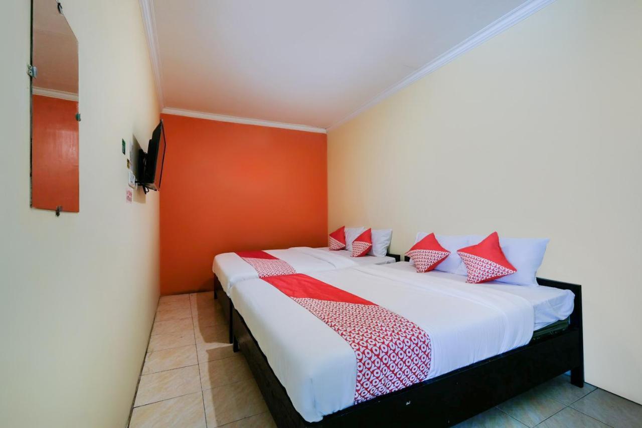 House 140 Hotel Baturetno Ngoại thất bức ảnh