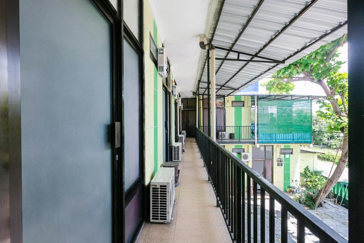 House 140 Hotel Baturetno Ngoại thất bức ảnh